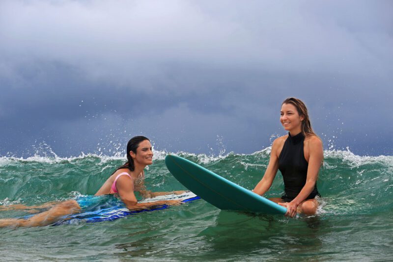 Surfer girls | Costa Elena