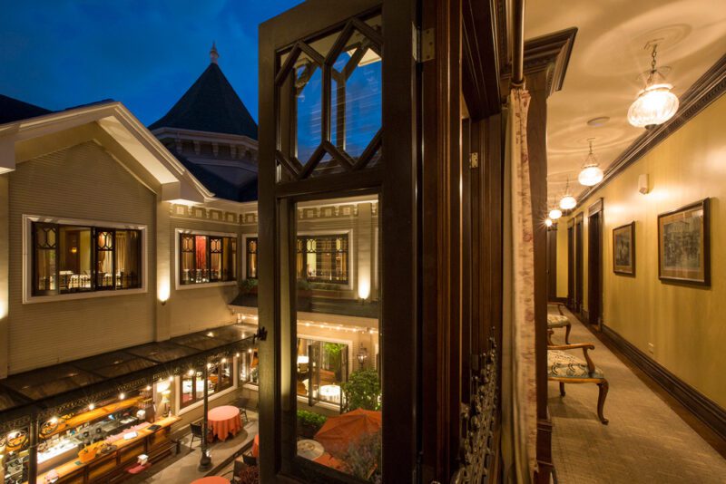 Interior façade and hallway - Grano de Oro Hotel | Cayuga Collection