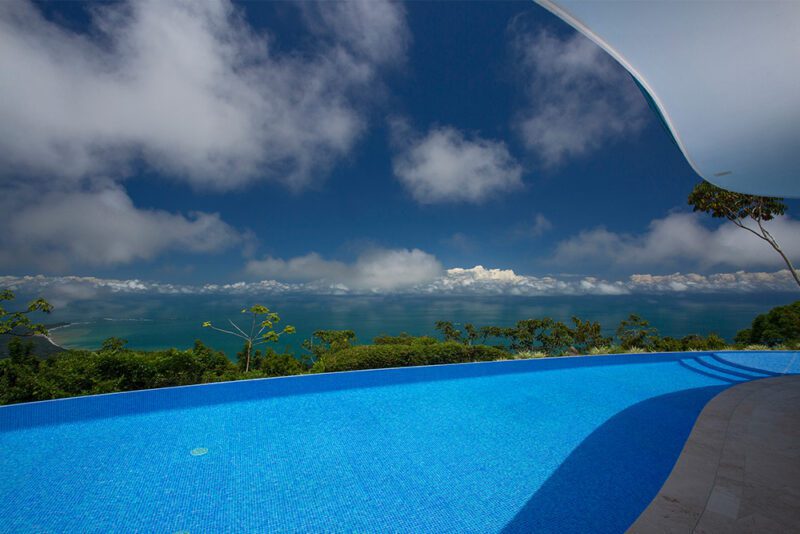 Infinity pool with view of Bahia Ballena - Casa de Luz | Costa Verde Estates